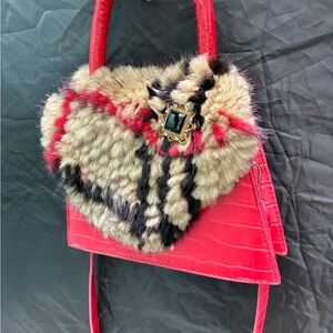 Red Faux Fur-Trim Heart Handbag - Unbranded